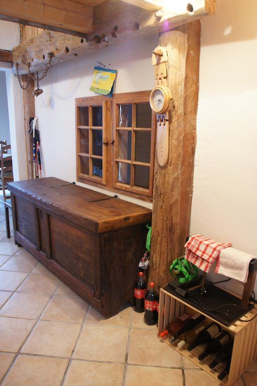 Chalet Edelweiss Heremence Room photo